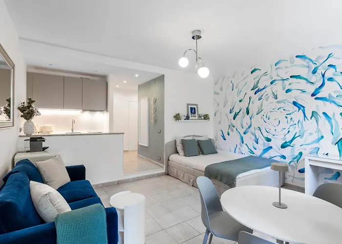 Azur - Quiet Center Location By The Sea * Nice