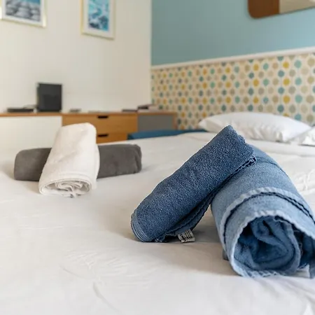 Azur Apartment - Quiet City Center Location By The Sea Nice